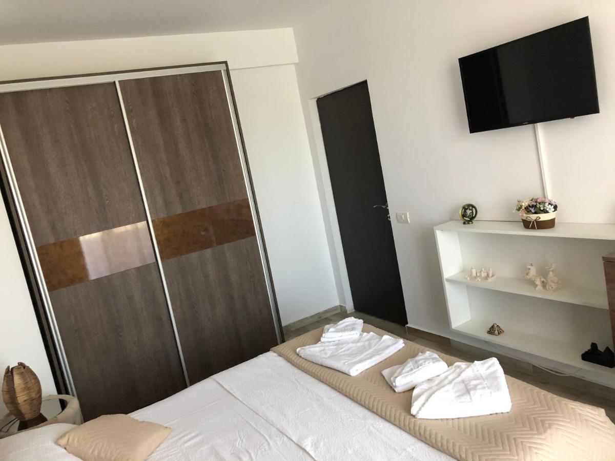 Lotus Northsea Apartment Mamaia Exterior foto