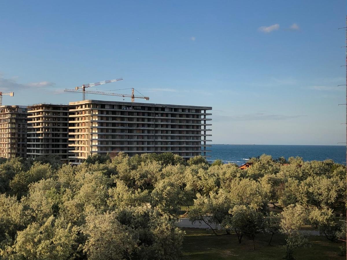 Lotus Northsea Apartment Mamaia Exterior foto