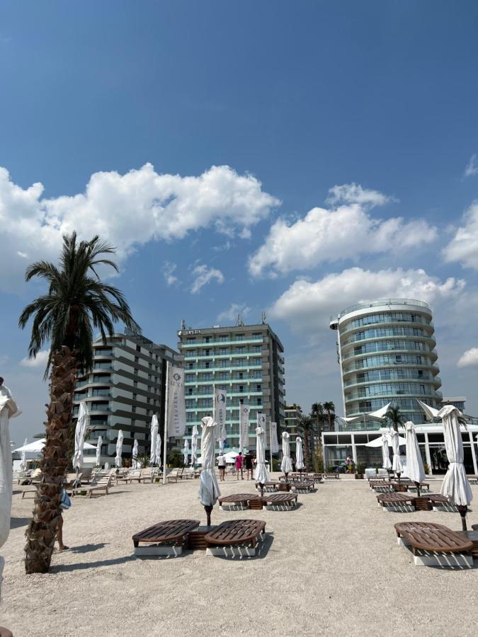 Lotus Northsea Apartment Mamaia Exterior foto